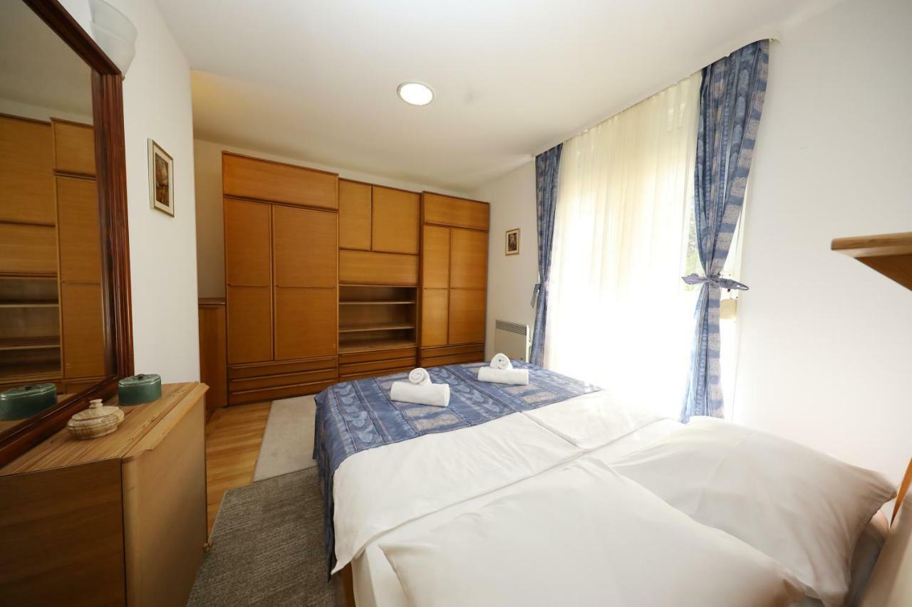 Apartment Riva *